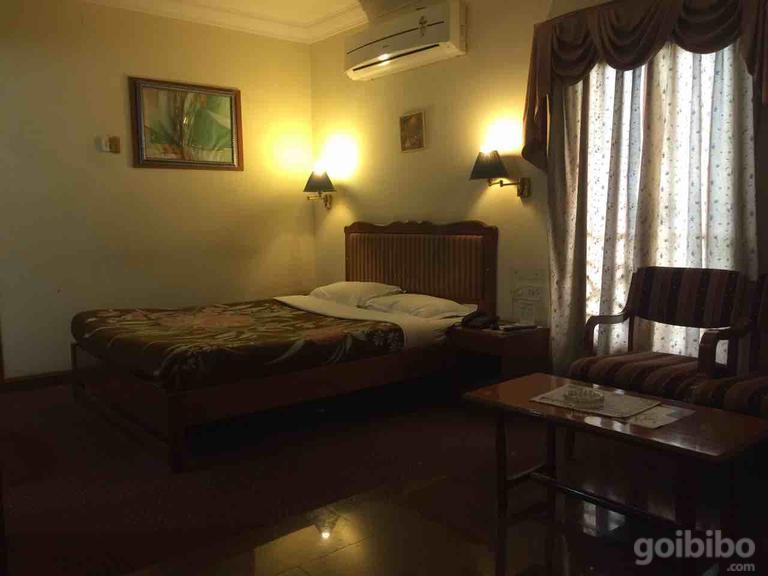 Hotel Apex International Vadodara Esterno foto